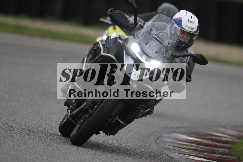 /Archiv-2025/10 23.04.2025 Cornu Master School ADR/gruen-vert/0